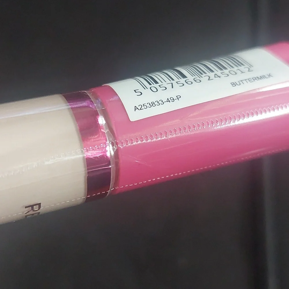 New makeup‎ revolution Heartbreaker concealer Buttermilk